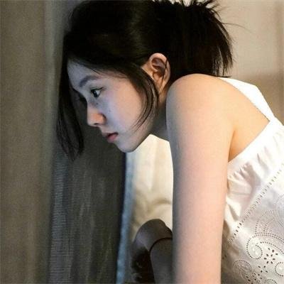天空中的露西